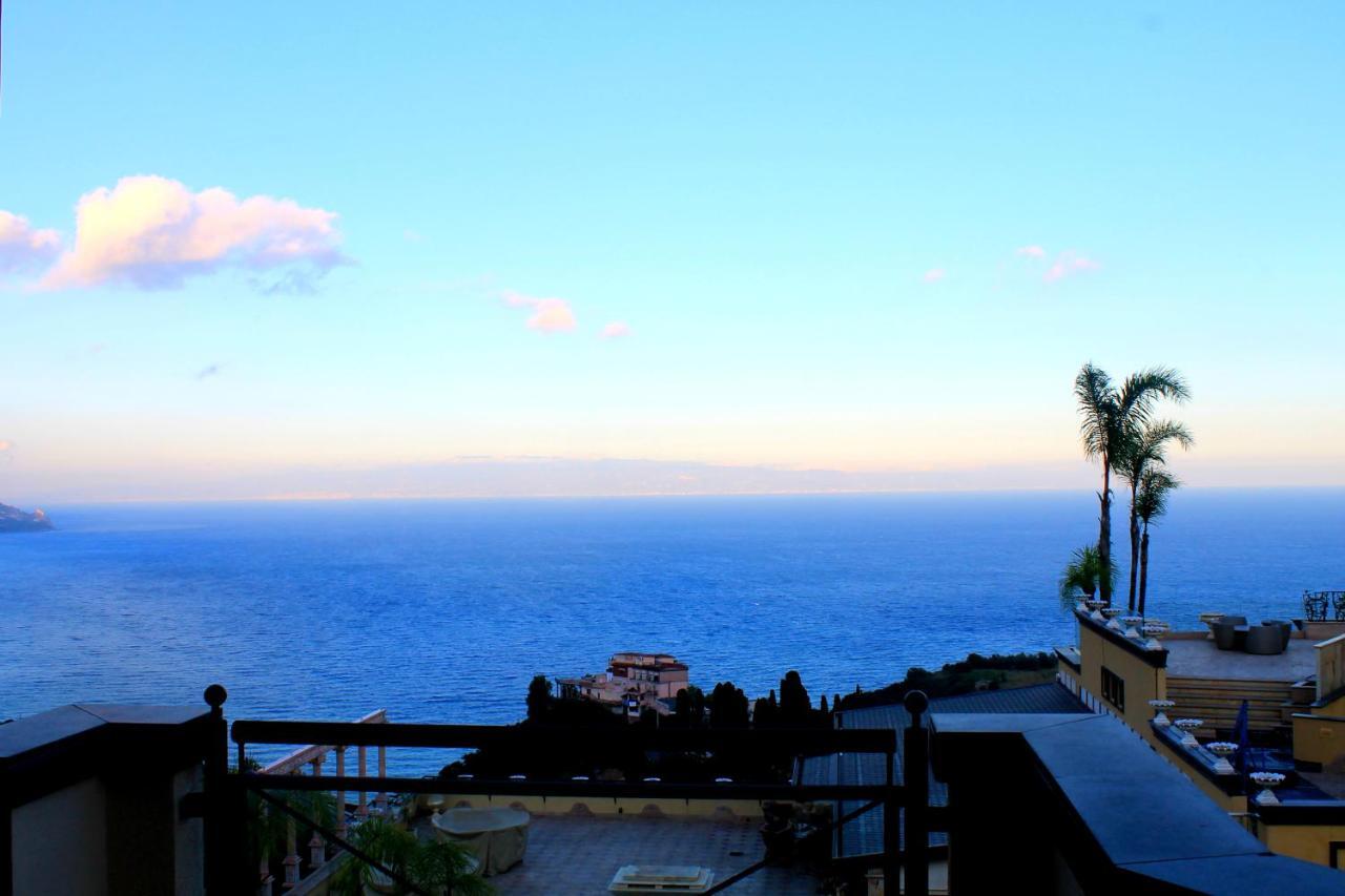 Taormina Panoramic - Taormina Holidays Екстериор снимка